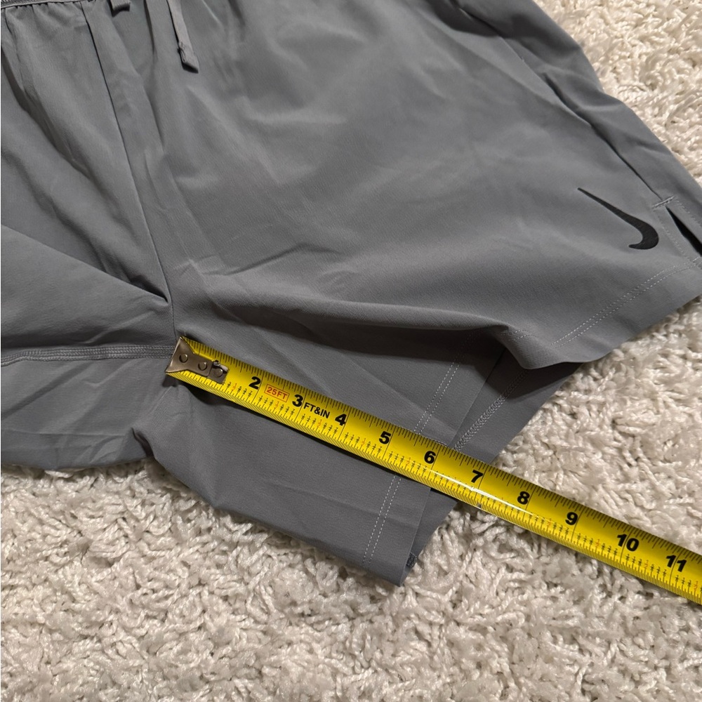 Men’s Nike Yoga Athletic Shorts - Picture 5 of 6